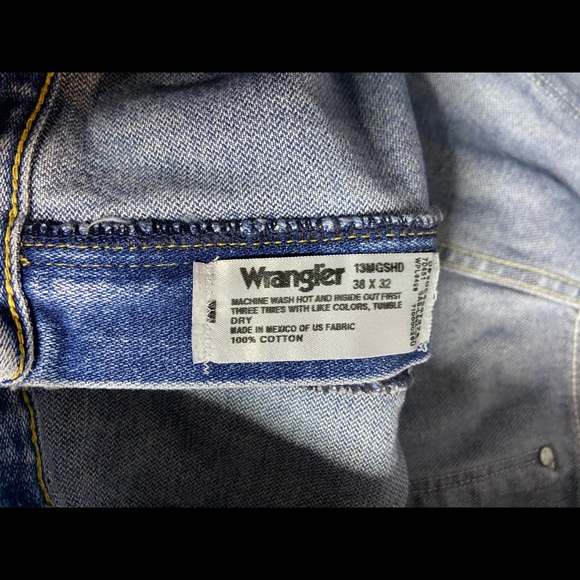 Wrangler George Strait Cowboy Cut Jeans 38X32 - Picture 4 of 4